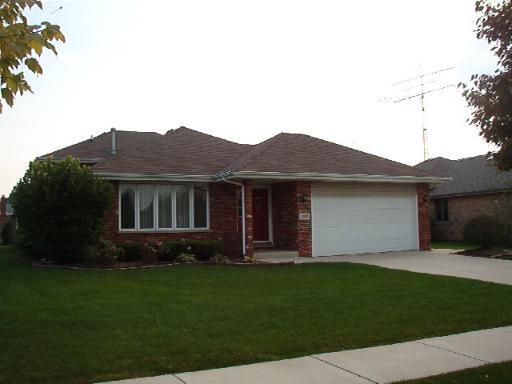 3410 Avondale Ln., New Lenox, IL 60451
