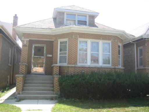 5225 W George St., Chicago, IL 60641