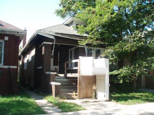 6130 S Washtenaw Ave., Chicago, IL 60629