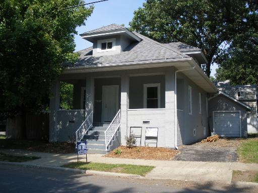 697 Stone St., Kankakee, IL 60901