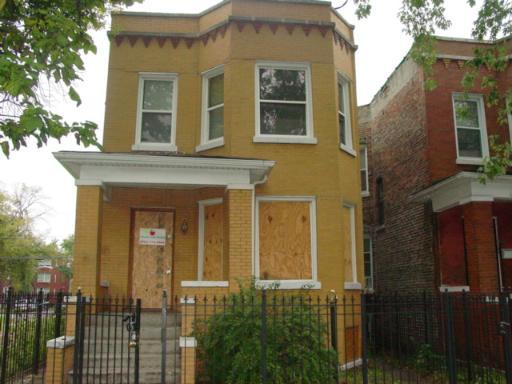1055 N Monticello Ave., Chicago, IL 60651