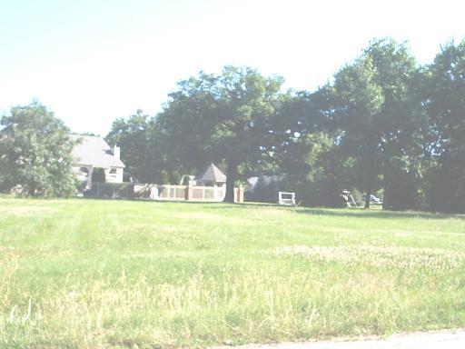 2 Oaklane Dr., Ottawa, IL 61350