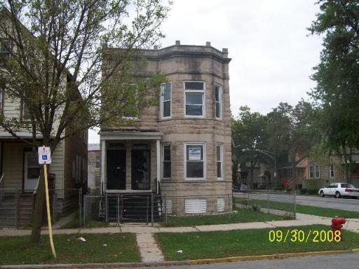 11825 S State St., Chicago, IL 60628