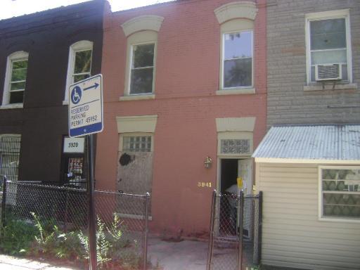 3941 W Erie St., Chicago, IL 60624