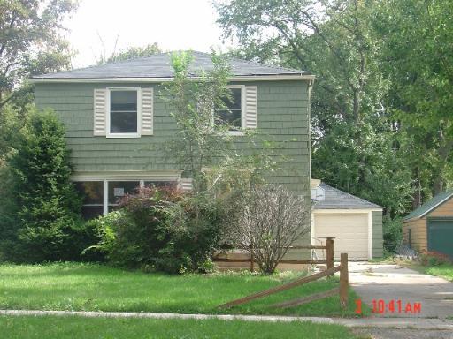 416 S Gladstone Ave., Aurora, IL 60506