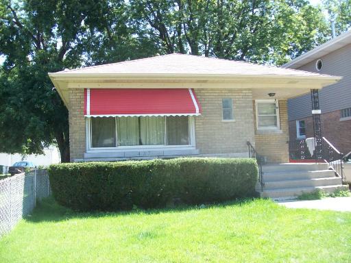 407 Hirsch Ave., Calumet City, IL 60409