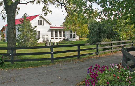 10309 Button Rd., Hebron, IL 60034