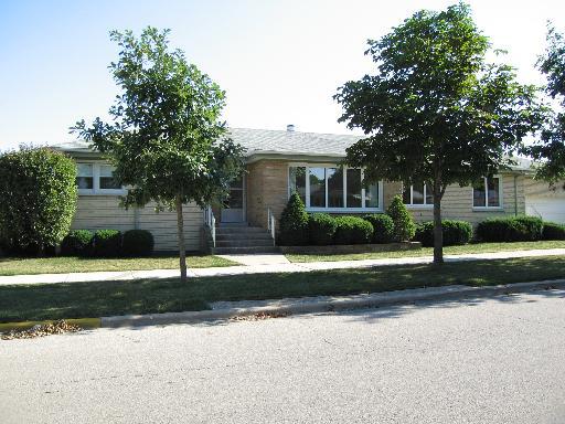 4956 N Sayre Ave., Chicago, IL 60656