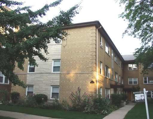4456 W Gunnison St. #2B, Chicago, IL 60630