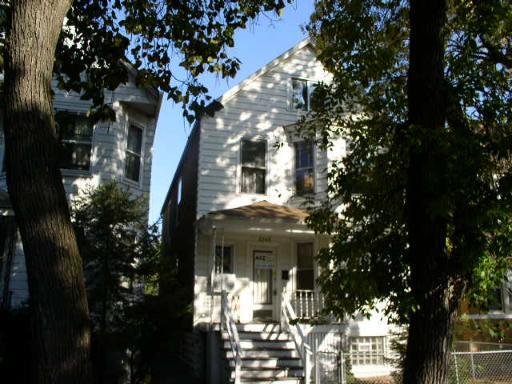 3349 N Central Park Ave., Chicago, IL 60618