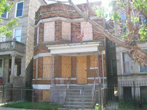 3315 W Evergreen Ave., Chicago, IL 60651