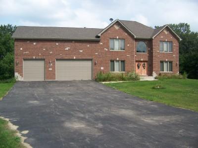 8612 Wildrose Ln., Marengo, IL 60152