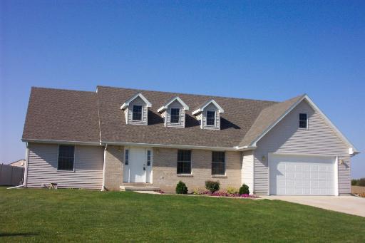 16 Bailey Creek Ct., Tonica, IL 61370