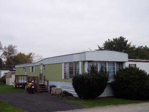 99 11th St., Bartlett, IL 60103