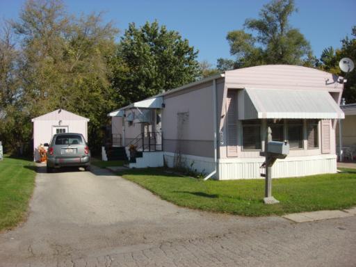 2607 Lilac Ln., Sycamore, IL 60178