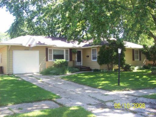 3720 Barrington Rd., Rockford, IL 61107