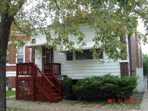 2421 S 57th Ct., Cicero, IL 60804