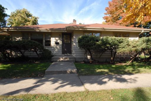 350 9th Ave., La Grange, IL 60525