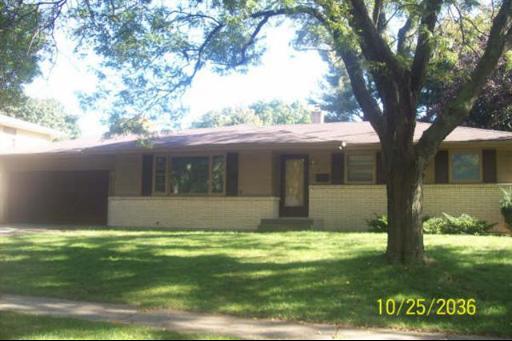 4717 Waukegan Dr., Rockford, IL 61108