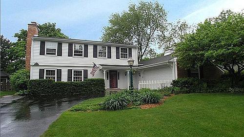 753 E Concord Ln., Barrington, IL 60010