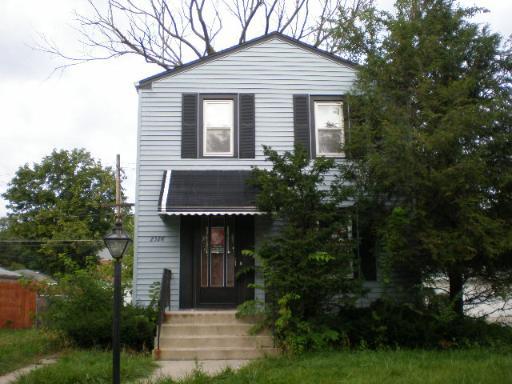 2328 S 13th Ave., Broadview, IL 60155
