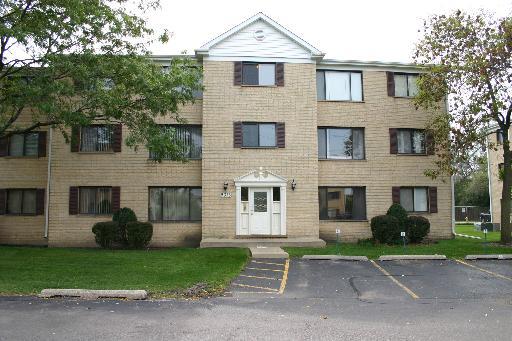 9315 Hamilton Ct. #F, Des Plaines, IL 60016