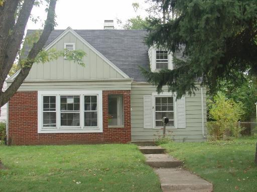 555 S Edison Ave., Elgin, IL 60123