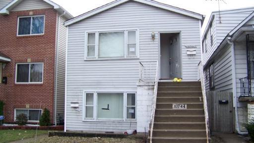 10744 S Mackinaw Ave., Chicago, IL 60617