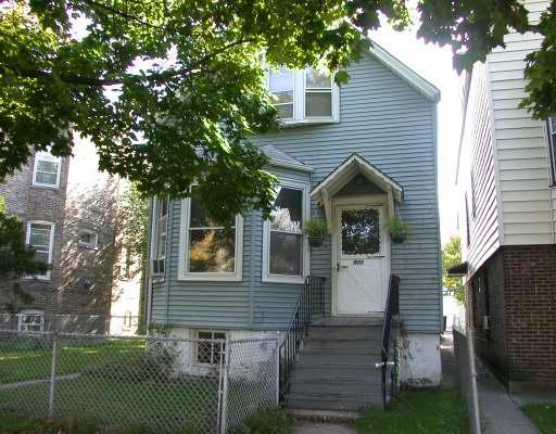 1939 W Berteau Ave., Chicago, IL 60613