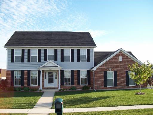 680 Bayfield Dr., Dekalb, IL 60115
