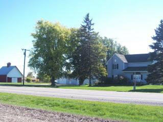 9210 E 1700 North Rd., Graymont, IL 61743