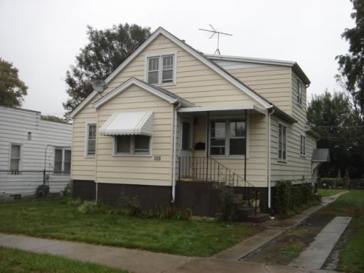 645 Freeland Ave., Calumet City, IL 60409