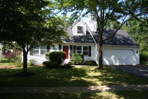 1714 Rita Ave., St. Charles, IL 60174
