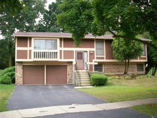 308 Nelson Ct., Bolingbrook, IL 60440