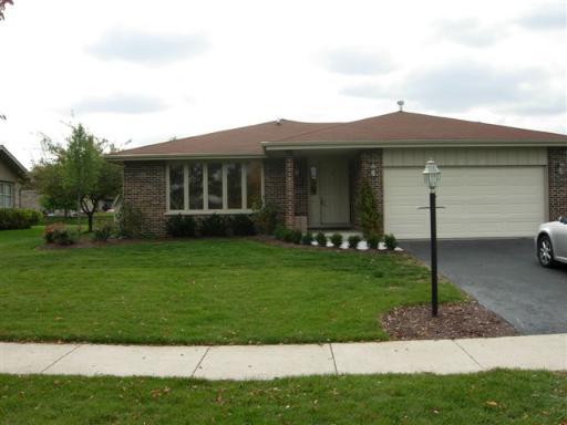 7717 W Lakeview Ter., Frankfort, IL 60423