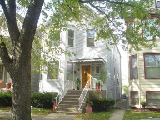 3752 N Spaulding Ave., Chicago, IL 60618