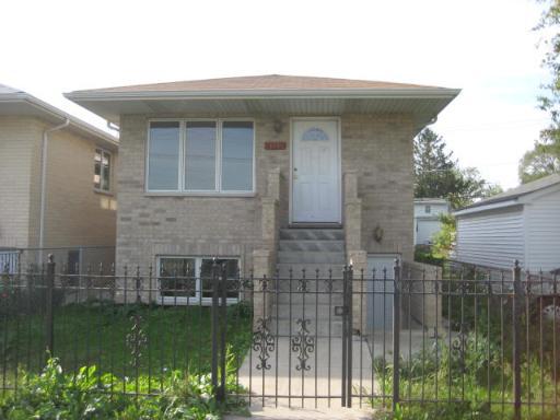 7153 W 71st St., Nottingham Park, IL 60638