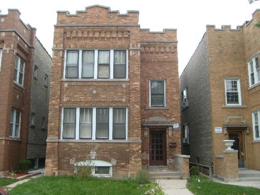 4820 W Wolfram St., Chicago, IL 60641