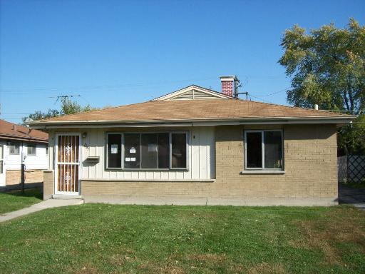 1365 Greenbay Ave., Calumet City, IL 60409