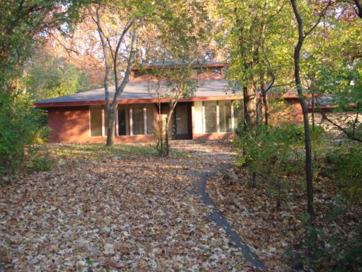 1000 Oak Hill Rd., Downers Grove, IL 60515