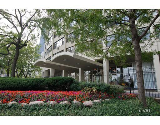 1150 N Lake Shore Dr. #15D, Chicago, IL 60611