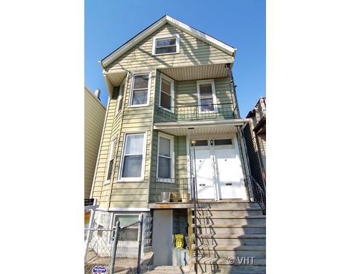 1644 W Nelson St., Chicago, IL 60657
