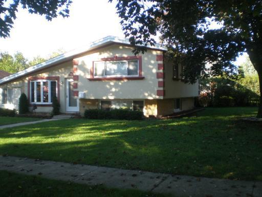 2880 Eisenhower Dr., Des Plaines, IL 60018