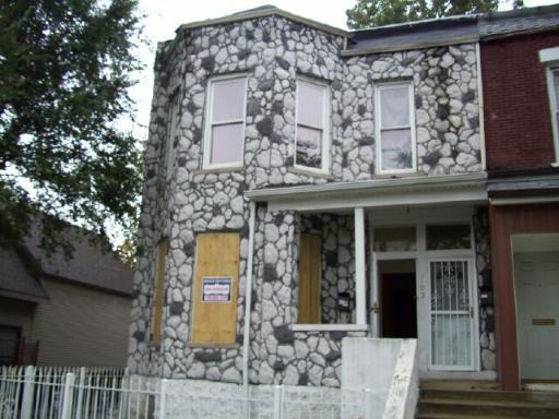 102 W 72nd St., Chicago, IL 60621