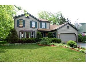 11 W Brigantine Ln., Grayslake, IL 60030