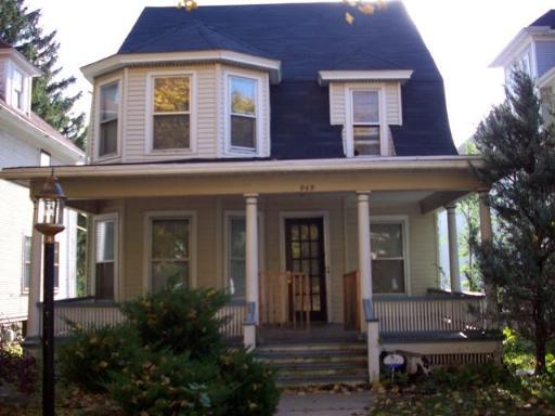 949 Grant Ave., Rockford, IL 61103