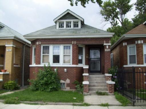 7242 S Oakley Ave., Chicago, IL 60636