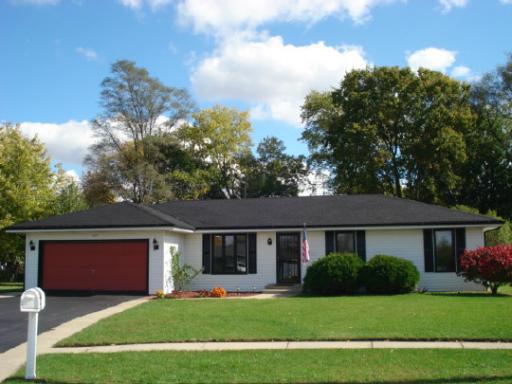 1025 Tamworth Dr., Machesney Park, IL 61115