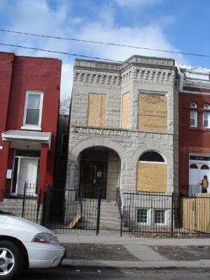 3350 W Walnut St., Chicago, IL 60624