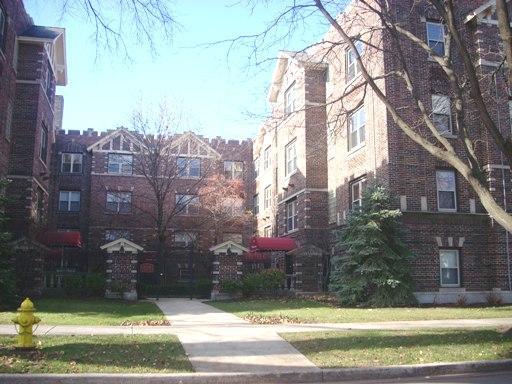 34 S Sixth Ave. #3K, La Grange, IL 60525